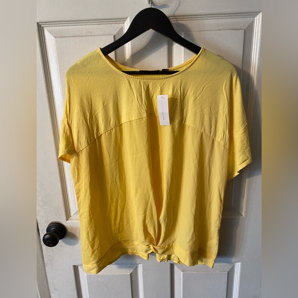 Brand new NU&Co 7th AVE Studio blouse